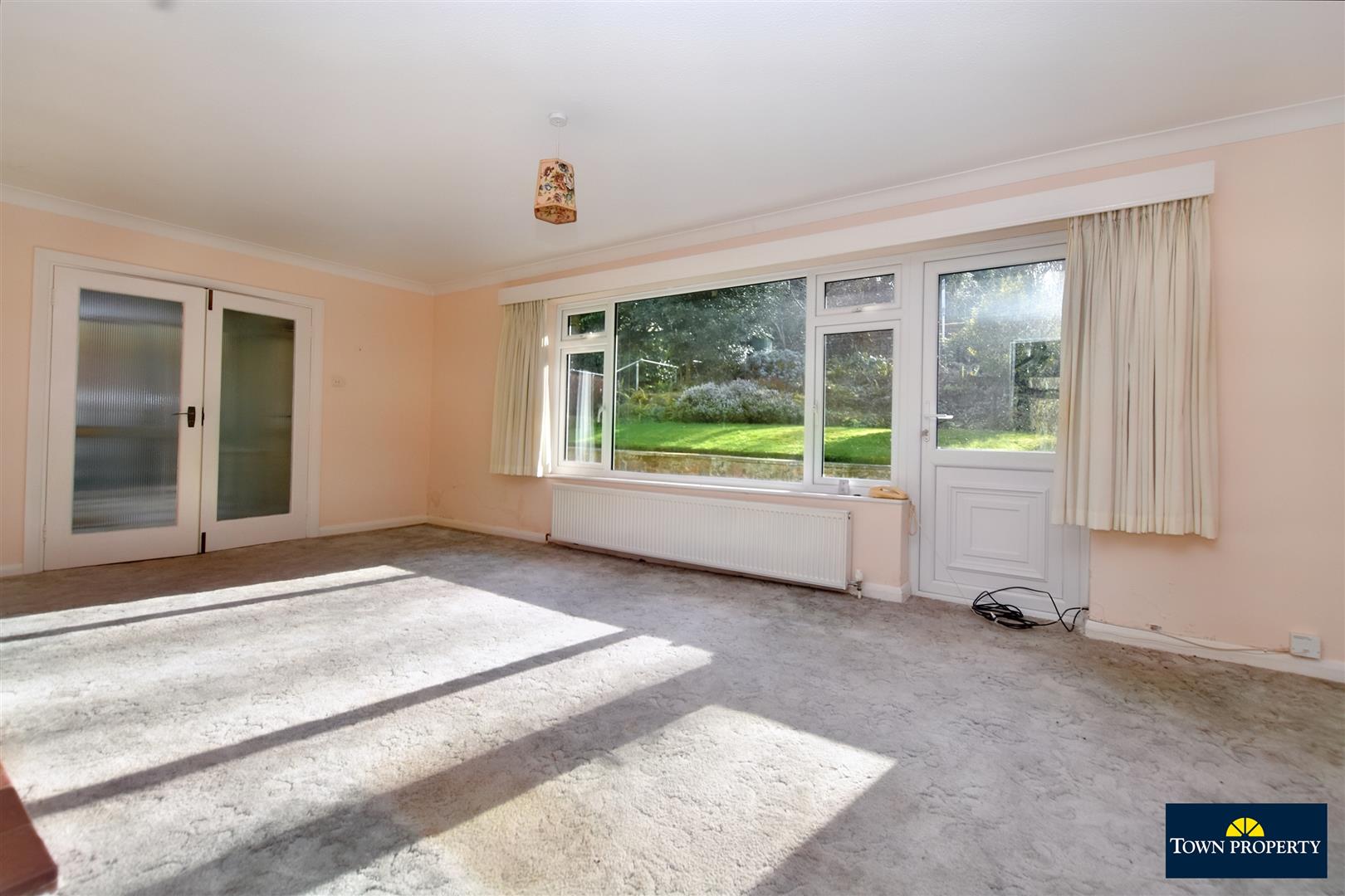 Property Details for Compton Place Road Eastbourne East Sussex BN20